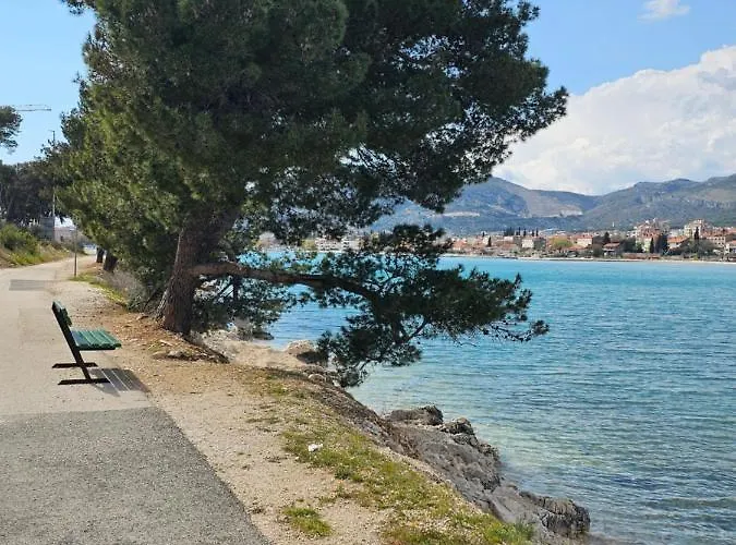 Barnjak 公寓 特罗吉尔