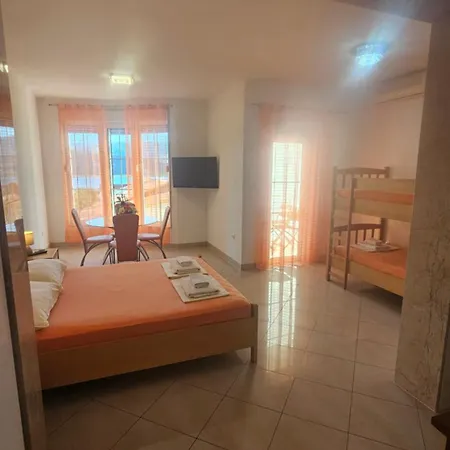 Apartament Barnjak *
