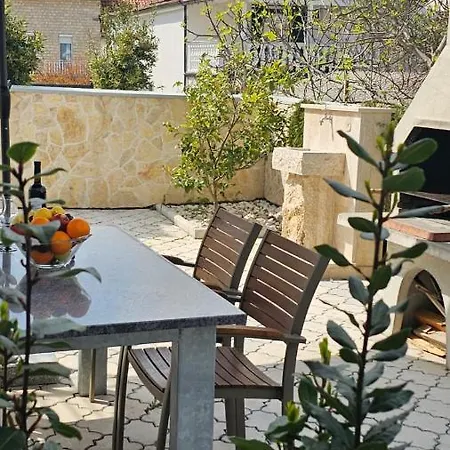 Barnjak Apartman *