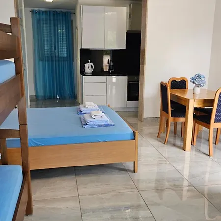 Barnjak Apartman *